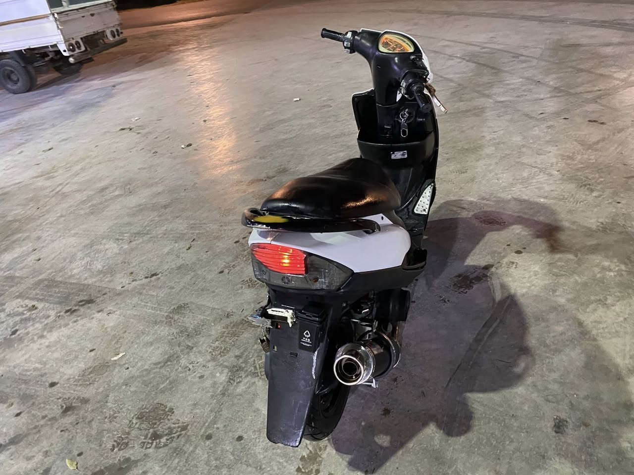 اسلام عليكم دراجه ماكس عدله للبيع دراجه نضيفه كلشي مابيهه نضيفه نفس ما واضحه بل صوره نكره سلف الدراجه ماعايزه اي شي وياهه كفرات الابلادي كامله  السعر ٤٧٥ اوبيه مجال قليل اي استفسار اتصل عله هذه الرقم ***********المكان بابل الامسيب
