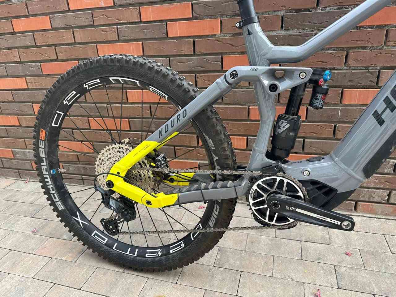 Haibike Nduro 7
4500$


**إذا كنت صاحب هذا الإعلان وتريد حذفه لأي سبب، رجاءا أرسل رسالة إلى الدعم الفني**