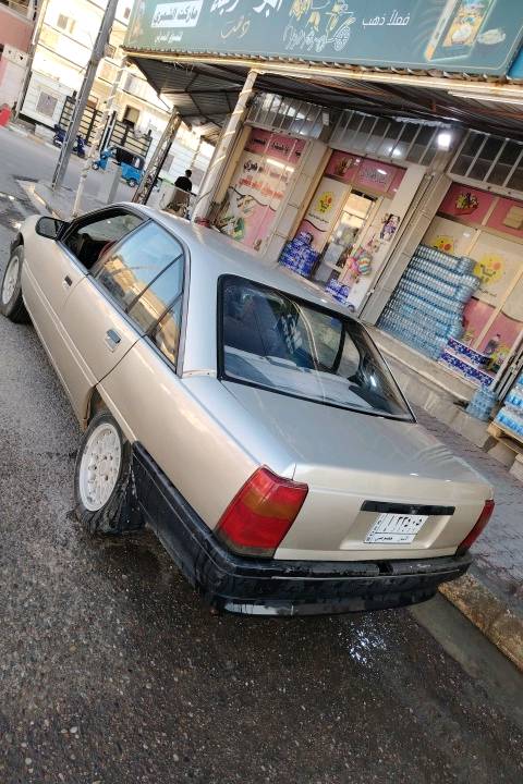 اوبل للبيع مكان هيت السعر ٣٣ ورقة
عمي شنو موديل الأوبل بالضبط وسنة الصنع شكد؟: 
١٩94
تقبل تبديل لو بس بيع؟ وشنو موقعك بالهيت بالضبط حتى إذا واحد يريد يجي يشوفها؟: 
بيع