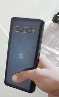 بلاك شارك • موبايل • للبيع