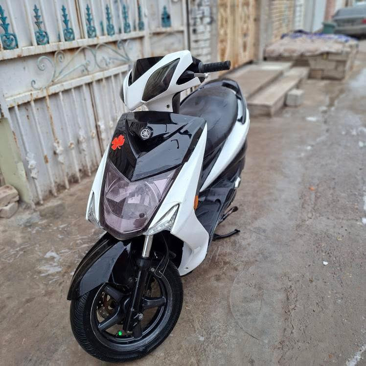 السلام عليكم دراجه سكنس لد حديث نوزل خطين قبق نفخ طلاعات ستان حساس دراجه كفاله شغاله نكره سلف مكينه كفاله خرسه ما تسع صوت بيه كلج خلفي رياضي دراجه جديده كهربائي كله شغاله ولايت زيلون بك لايت لدات أوراق كامله دراجه بلواقع احله من الصور بيه شغله وحده بس صدره تعبانه غيره دراجه جديده للبيع السعر 1000 مليون وبيه مجال  مكاني زعفرانيه رقمي *********** الستفسار خاص مكاني زعفرانيه
