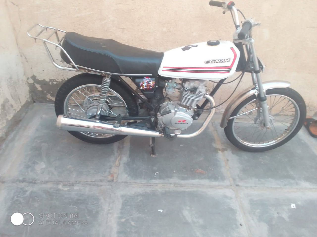 سلام عليكم دراجه تعمير شاصي 2020محرك 2024مفتوح 🔓بوشه وبستم شرط دراجه نضيفه احله من صوره بيه شلعه خير من الله مكان ناصريه الغراف سعر 425وبيه مجال حك جيه متواجد ع الخاص


**إذا كنت صاحب هذا الإعلان وتريد حذفه لأي سبب، رجاءا أرسل رسالة إلى الدعم الفني**