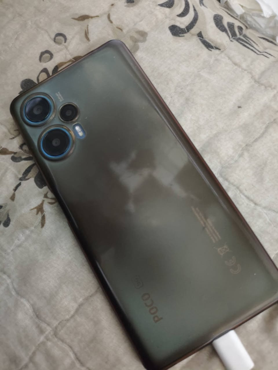 للبيع ب190الف رام12+12 ذاكرة 256
نظافة 100% بطارية ممتازة استخدام بسيط جداً 
عنواني أربيل شارع 60 مطعم شكار للسمك المزكوف 
رقمي متوفر واتساب فقط ***********
