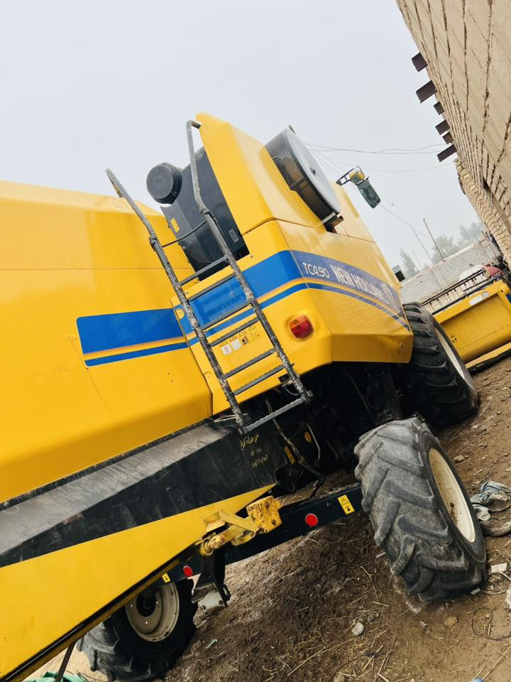 حاصوده للبيع أربعه بلم تك درام موديل 2020 مشتغله 2400 مكفوله كفاله عامه ل الاستفسار والاتصال ***********/***********
