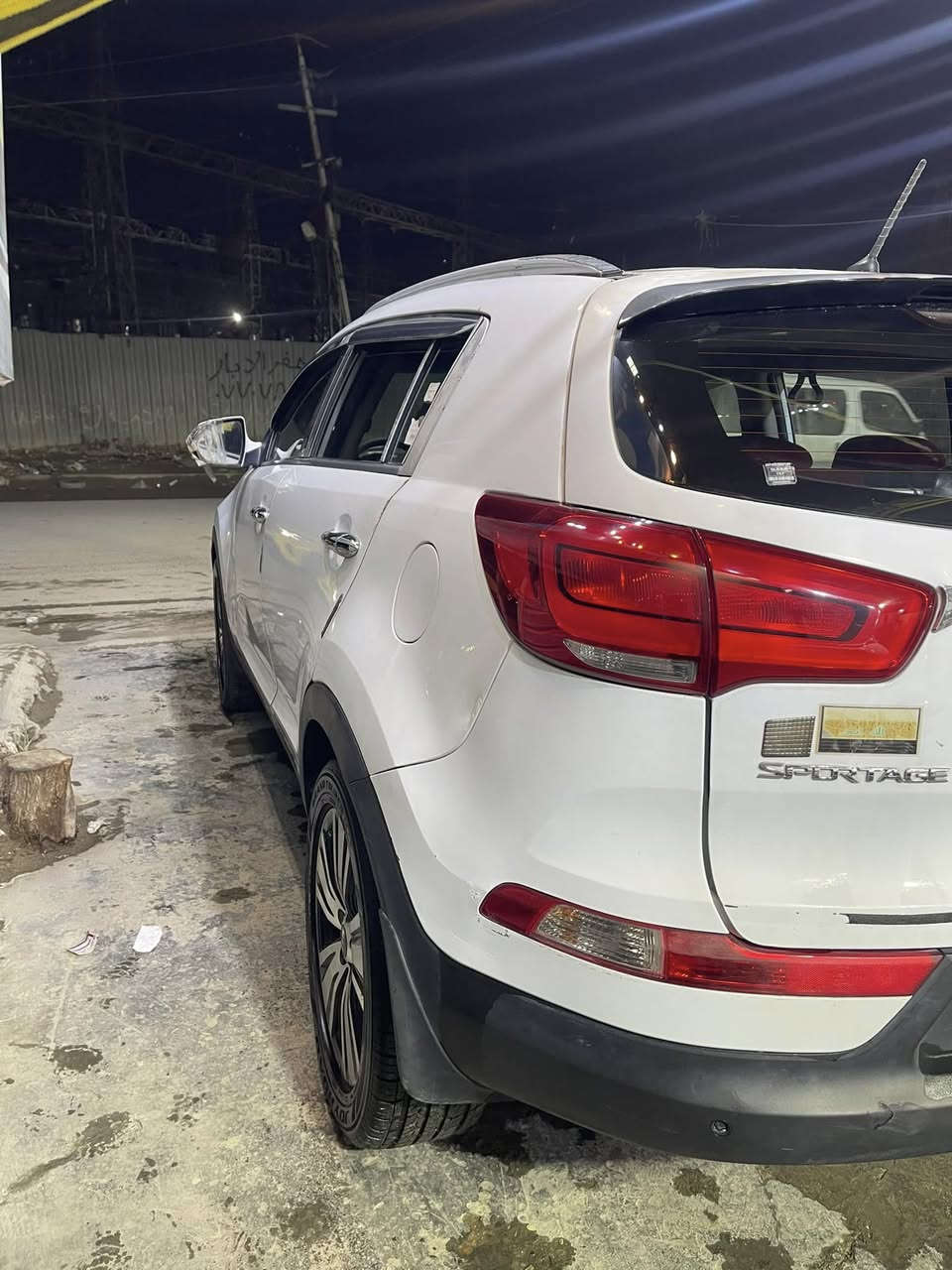 السلام عليكم 

  سبورتج خليجي 2015 
برغي نقص مابيهه مصبوغه عام لا كص ولا شاصي ولا لغد نهائين فقط صبغ مكينه كير ماملعوب بيهن سياره جاهزه 
 
السعر 136  بسمي  تحويل ثاني يوم وبيهه مجال مكان البلديات 

***********
***********
