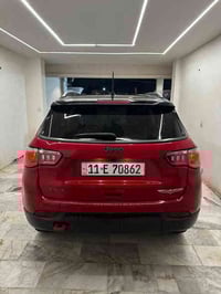 جيب كومباس 2019  نص مواصفات   ترايل هوك   4X4  دفع رباعي  5وضعيات للقا...