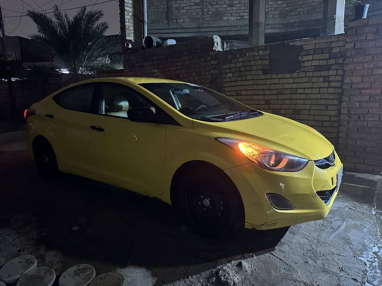 السلام عليكم سياره النتره وارد امريكي موديل 2013مواصفات نص فول محرك كير صدر تبريد تخم تاير مكفولة رقم بغداد تحويل مباشر سياره جاهزه حلوه كلش سعر 93$بيه مجال بصيط العنوان بغداد الامين شارع نواب النتصال ***********حادث بنيد فقط بدون دواخل
