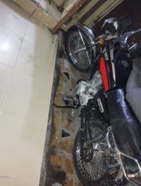 للبيع سافين2019 5كير مرش منافيس موجود سعر 375 ألف بطارية ضعيفة للتواصل...