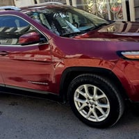 شيروكي • ٢٠١٧ • محرك ٢٤٠٠