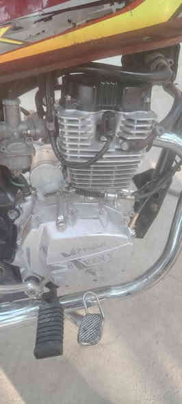 سلام عليكم شباب دراجه سفان موديل 21
محرك خير من الله بدون تنقيص بدون تبخير نقصهاا شي قليل 
نظافتهاا مثل الي بصوره سعرهاا 450 وبيهاا مجال حك جيه ( بيهاا ورقه كارتونيه وصولات اثنين )
*********** هذا رقمي
