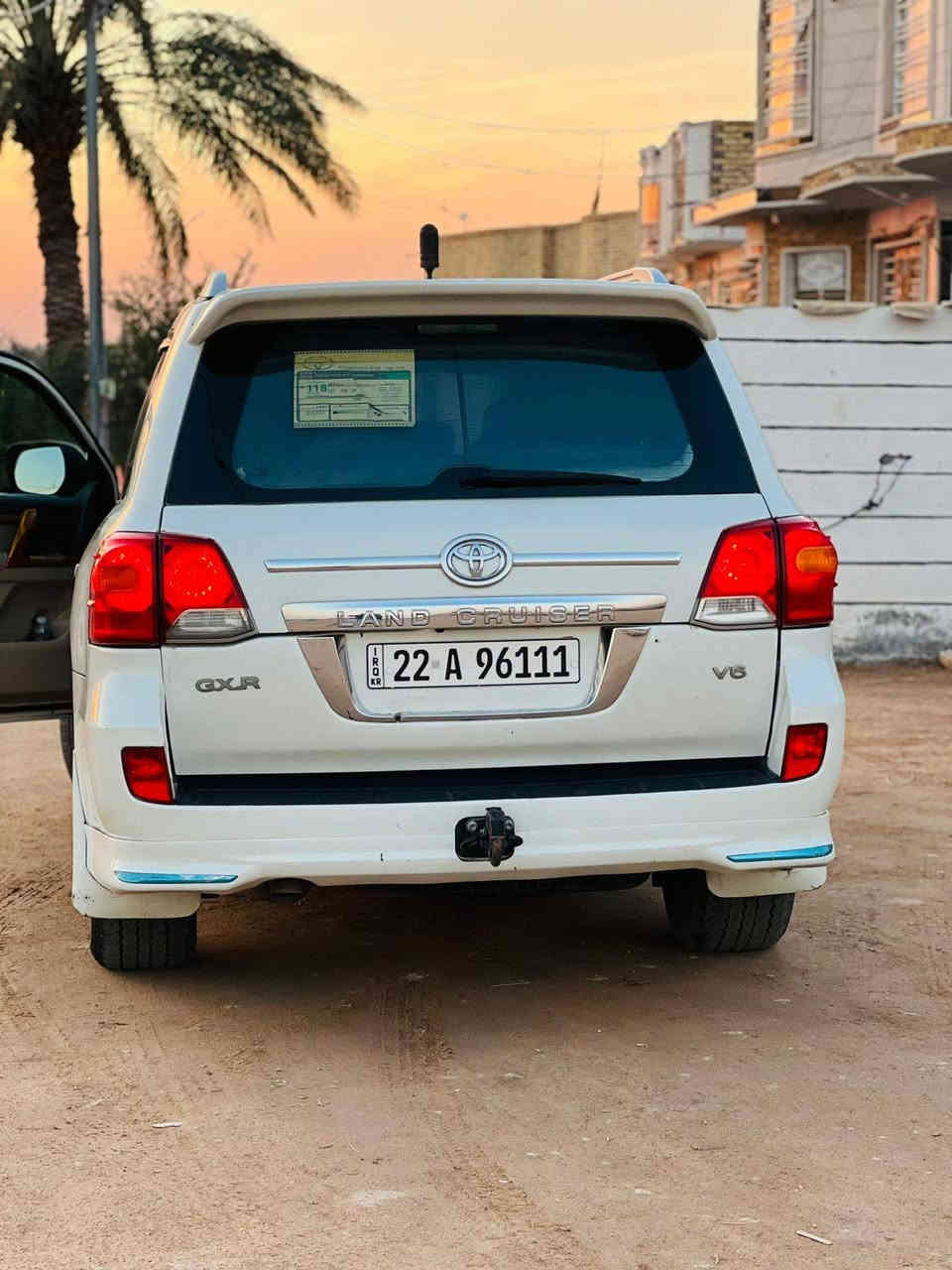 لاندكروز ١٣ رقم أربيل دولي بسمي ٦ سلندر مكينه وكير وحداديه تخم تاير وتبريد فتحه اشاير بالمري السياره متجايه ومصبوغه عام شواصي تكم مكفوله مكانها بابل القاسم الاستفسار *********** السعر ٢٦٥ وبيها مجال
