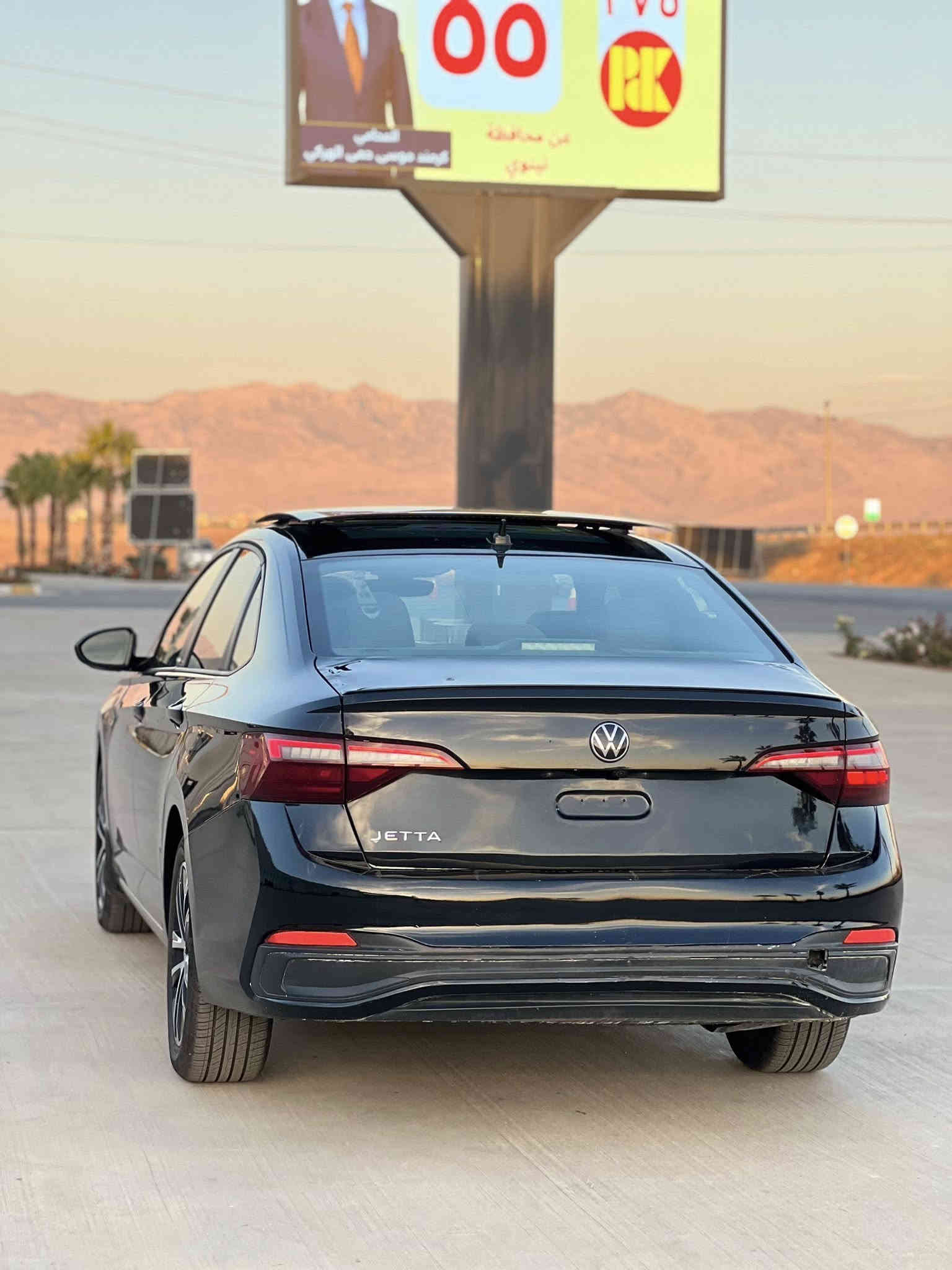 VOLKSWAGEN JETTA 2024 SEL
السعر 165$ومجال 
ضرر راس بونيد صبغ و مكان رقم جنته بدون داخلي بدون ايرباك ضربه خفيف 
مواصفات SEL
شاشه جبير
كاميره 
حساس
بانوراما 
شاشه الكتروني 
ماشي 14الف km
ويل كروم 
كوشن جلد 
كوشن هيتر
كوشن كهربايي
لايد ليد 
لايد زينو
مكان سيارة عقره 
اتصل واتساب ***********☎️
