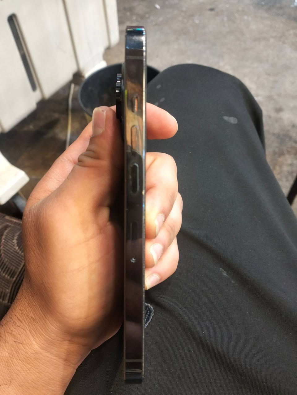 13BROفقط
ذاكرة128
بطاريه87
أمريكي
تك سم 
شرط نضافه 💯 
سعر 650بي مجال
رقم ***********
والخاص مفتوح
جهاز مال بيت
