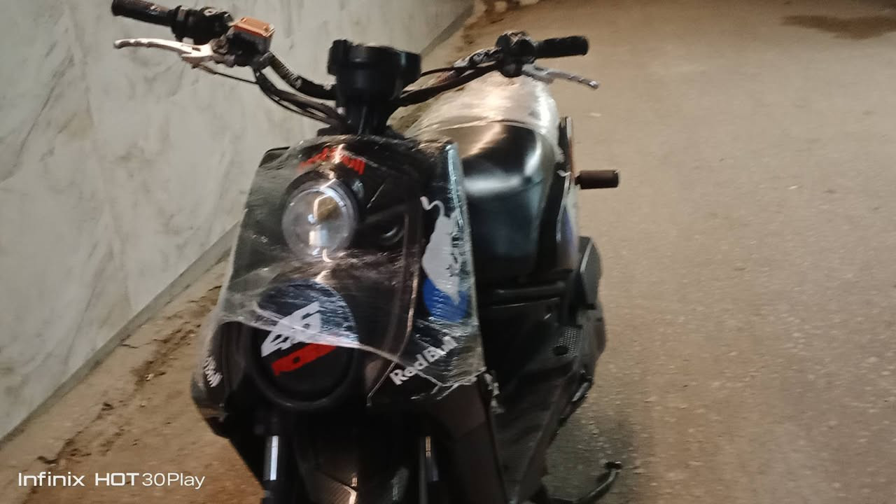 سلام عليكم سكنس جبلي للبيع
دراجه حلوه مزوده بيه معدل سعر 650ماكاني كربلاء


**إذا كنت صاحب هذا الإعلان وتريد حذفه لأي سبب، رجاءا أرسل رسالة إلى الدعم الفني**