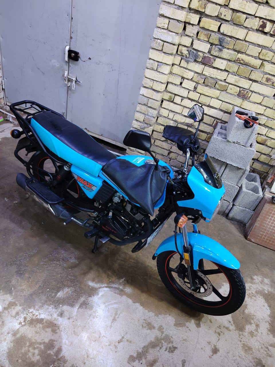 موديل 2025 جاهزه من كلشي السعر مليونين وتلثميه وبيهه مجال *********** المو شراي ليتصل
