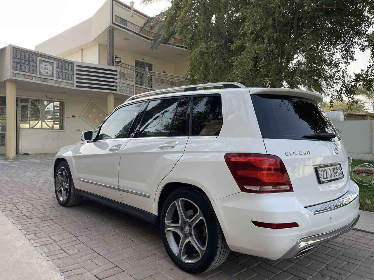 السلام عليكم GLK250 موديل 2015 خليجي كفاله عامه من صبغ ومن بارد كير مكينه صدر تبريد تخم تاير كوله مكفول شرط الفحص تحويل مباشر عنواني الدوره 🌹الاتصال *********** بيع او مراوس حسب القناعه
