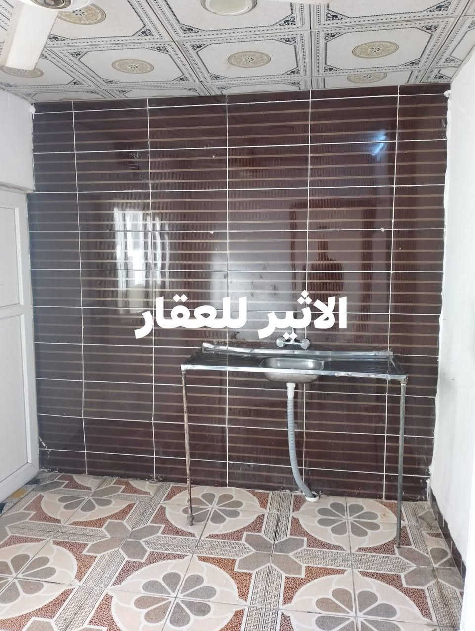 مشتمل ايجار لعائلة صغيرة طابق ثاني حي الواسطي مقابل شقق الغاز قرب مكتبنا 
السايدين القديم غرفة نوم استقبال مطبخ صغير وصحيات بلكونة سعر ١٧٥الف للاستفسار الاتصال بالرقم *********** أو زيارة مكتب الاثير حي الواسطي مقابل شقق الغاز السايدين القديم
