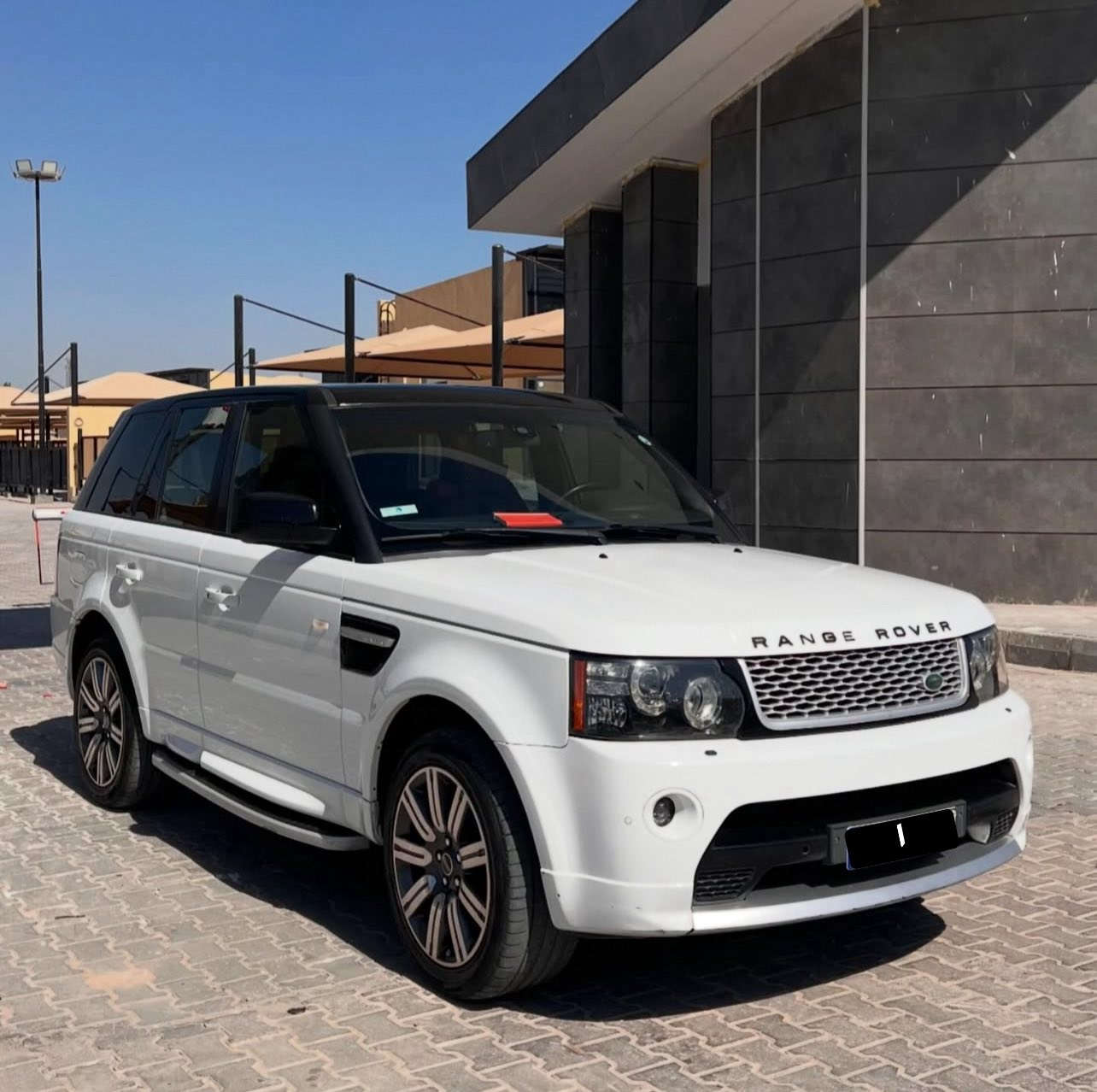رانج روفر موديل 2012 خليجية وكالة سردار
السعر ب150 بيع مستعجل 

السيارة مكينة 8 سلندر سوبر جارج 

تراي زيروووو بها قيادة ونعومة 

اخوان السيارة جديدة بمعنى الكلمة ماتتقارن مع المتعوبات 
 
العنوان البصرة 
***********
