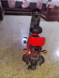 ماطور شحن جديد البطاريه ضعيفه من الترك شغال السعر250ت07502257114