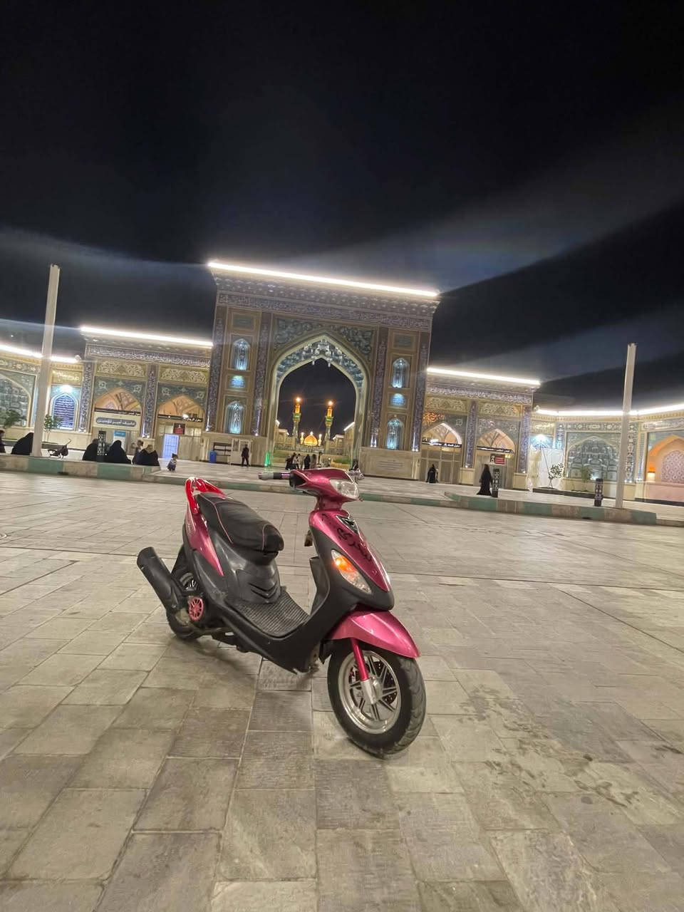 منغولي للبيع مكان نجف شارع المطار دراجه بيه لاستيك ولف للستفسار ***********
