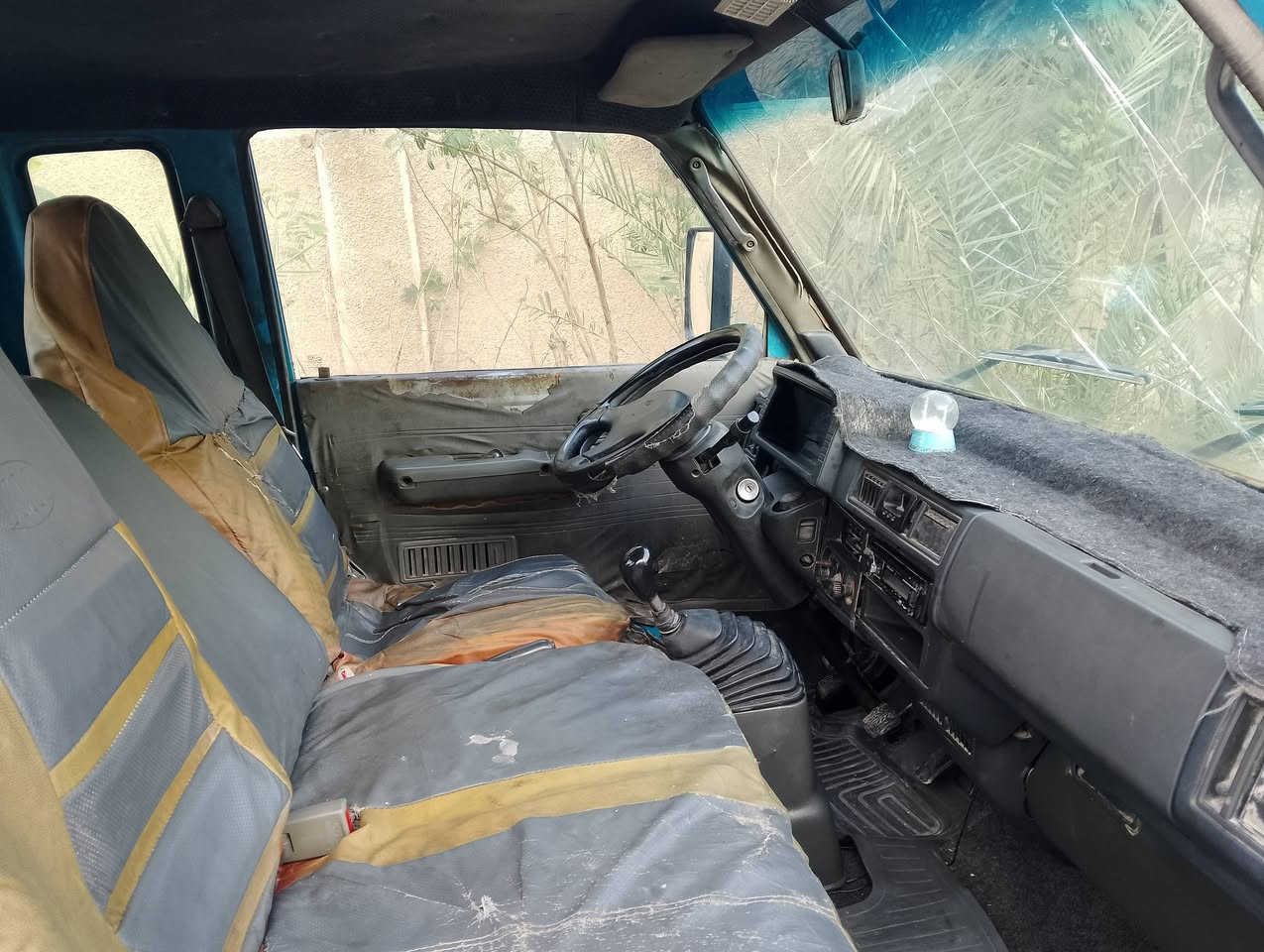 السلام عليكم 
كيا حمل بنكو 1996 قمارة وربع سبعه جنكال رقم بغداد السعر 65 بيها مجال للطيبين 
شرط التحويل 
بغداد كاظمية جكوك
الاتصال والاستفسار 
***********
