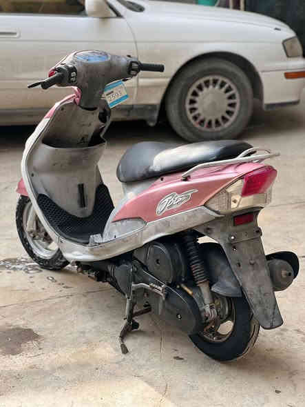 سلام عليكم دراجه ماكس قجمه مال رمبه سلف هندر كهربائيات كله شغاله ما ناقصه اي شي سعره ٩٥٠ وبيه مجال
البصرة الجزيرة ***********
