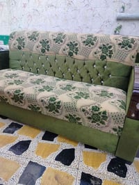 تخم • نظيف • ٦مقاعد