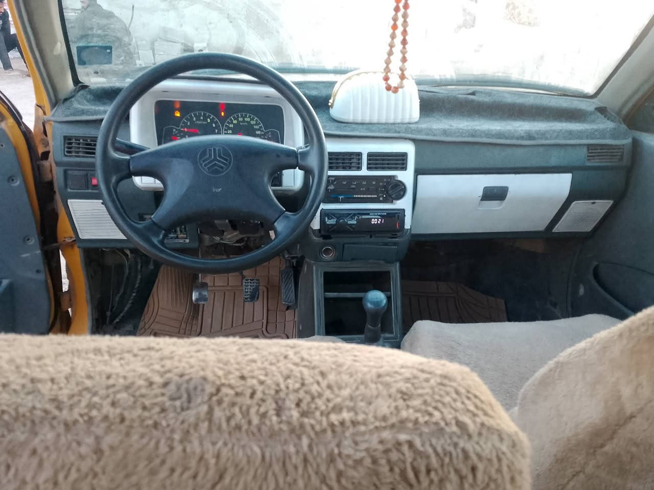 سلام عليكم سايبا للبيع مديل 2011 شواصي و تخوم تاير جديد.غرامات وهيئه امصفره وگير محرك جديد. المكان الكوفه .السعر 25 وبيها مجال وهذا رقمي ***********
