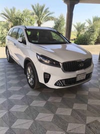 سورنتو موديل 20 رقم بغداد مكفولة عده باب السائق مواصفات   6 سلندر   7 ...