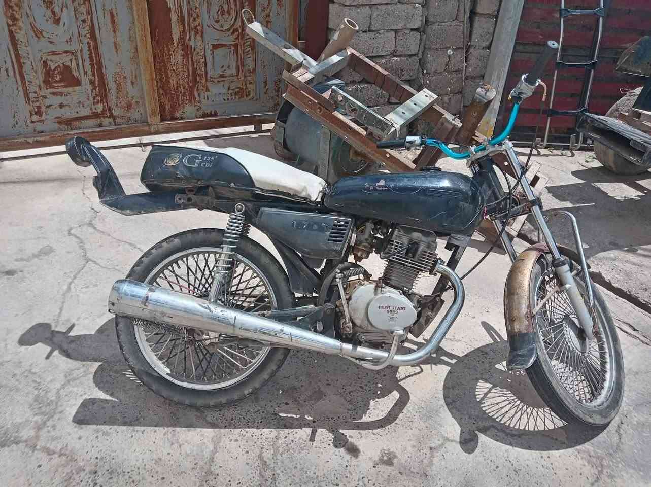 السلام عليكم موطور للبيع السعر 190 ويرهم امراوس اب مباييل


**إذا كنت صاحب هذا الإعلان وتريد حذفه لأي سبب، رجاءا أرسل رسالة إلى الدعم الفني**