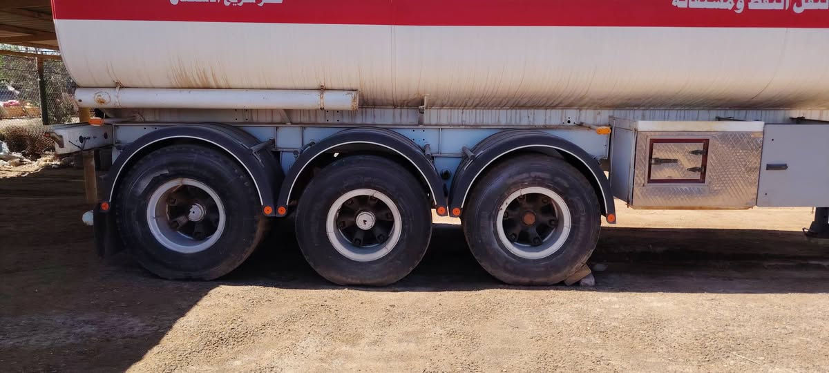 سلام عليكم صهريج كايل بريص للبيع استفسار عل الرقم ***********
