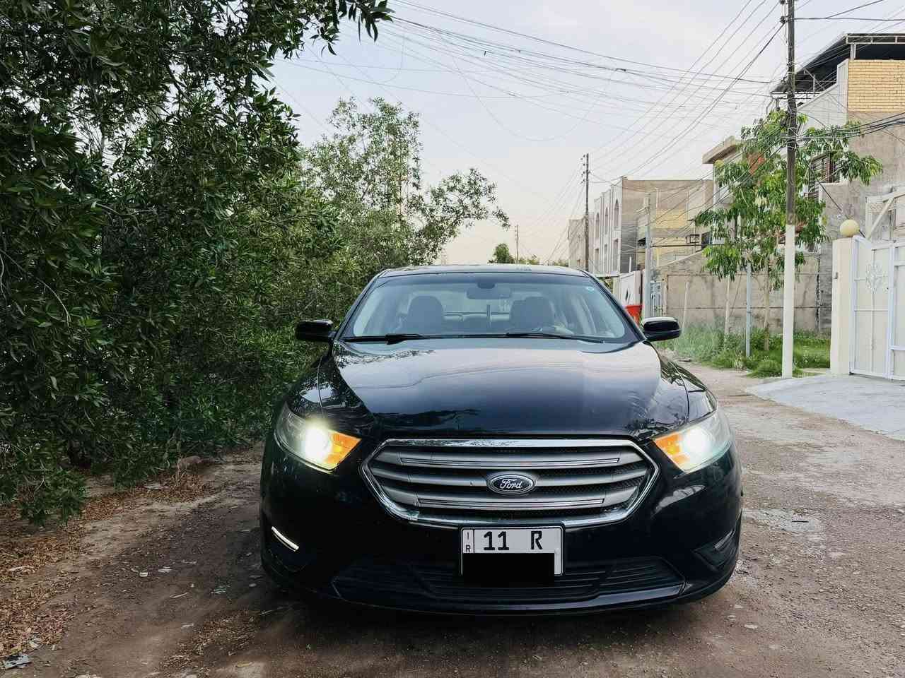 فورد تورس 2013 بدون حادث قطعة صبغ وحدة
فول مواصفات عدة الفتحة
محرك 6 سلندر 3500
رقم بغداد سنوية وهزة جدد
سيارة جاهزة من كلشي 
السعر 105 ورقة قفل
للاتصال *********** + واتس 
العنوان بغداد جانب الكرخ
غير متواجد ع الفيس

