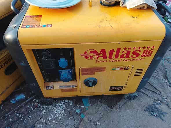 ‎مولده كهرباء شبه جديد للبيع عدد 2 رقم تليفون *********** مكان دهوك سميل‎ دهوك
