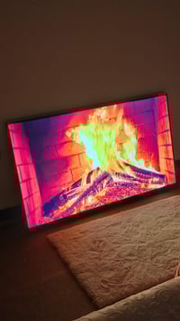 شاشه هايسنس حجم 55  4k فول مواصفات   بيع مستعجل للاستفسار واتساب 07825...