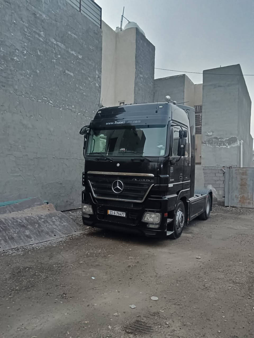 سلام عليكم البيع موديل ٢٠٠٧ رقم سليمانيه تحويل مباشر مربوطه فلات اربي تك تاير مكينه كير اكسل كل مكفول السعر ٣٢٠ /*********** /***********
