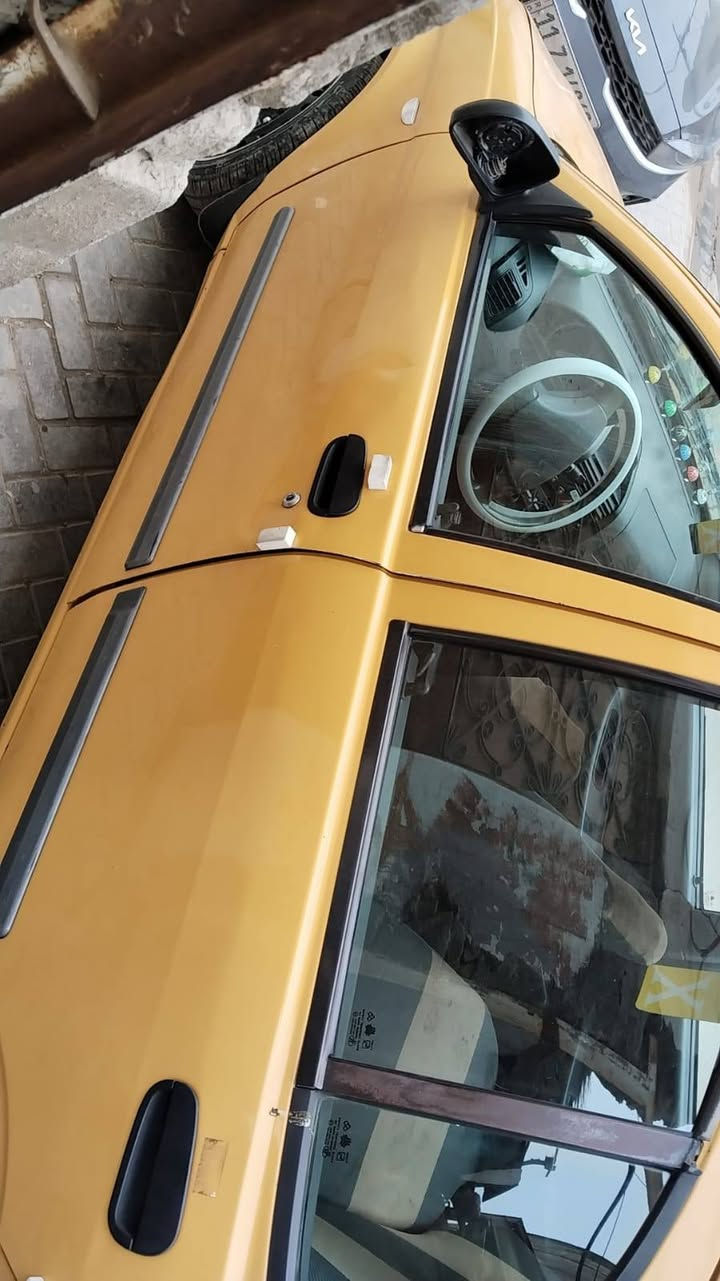 سلام عليكم طيبه موديل ١٦  كير ومحرك جدد كشر حلو بدون ضربه تخم تاير جديد خط ابيض شغاله كهربايات كله شغاله ب40  جاهزه كبل للشارع الكياره  ***********
