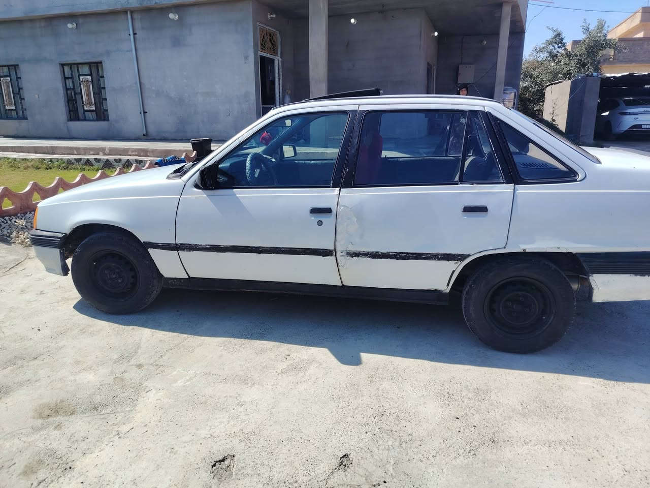 اوبل كاديت فحص
محرك كير شرط للبيع او مراوس
***********
