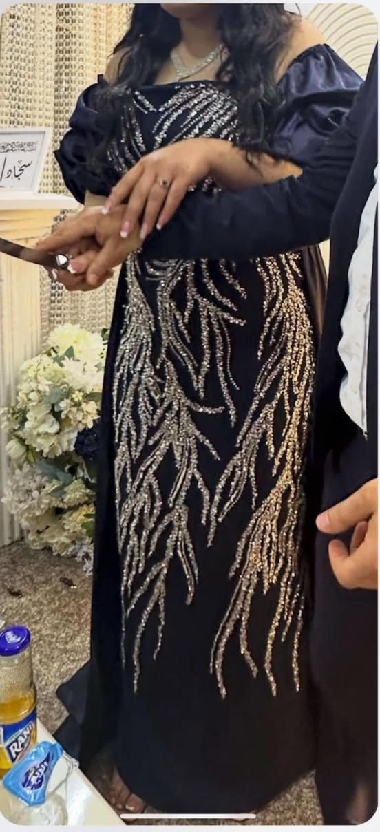 فستان يلبس قياس ٤٦و٤٨ يلبس من وزن ال٧٥ لوزن ال٩٠ اخذته ب٩٠ اريده ب٦٠ وبي مجال


**إذا كنت صاحب هذا الإعلان وتريد حذفه لأي سبب، رجاءا أرسل رسالة إلى الدعم الفني**