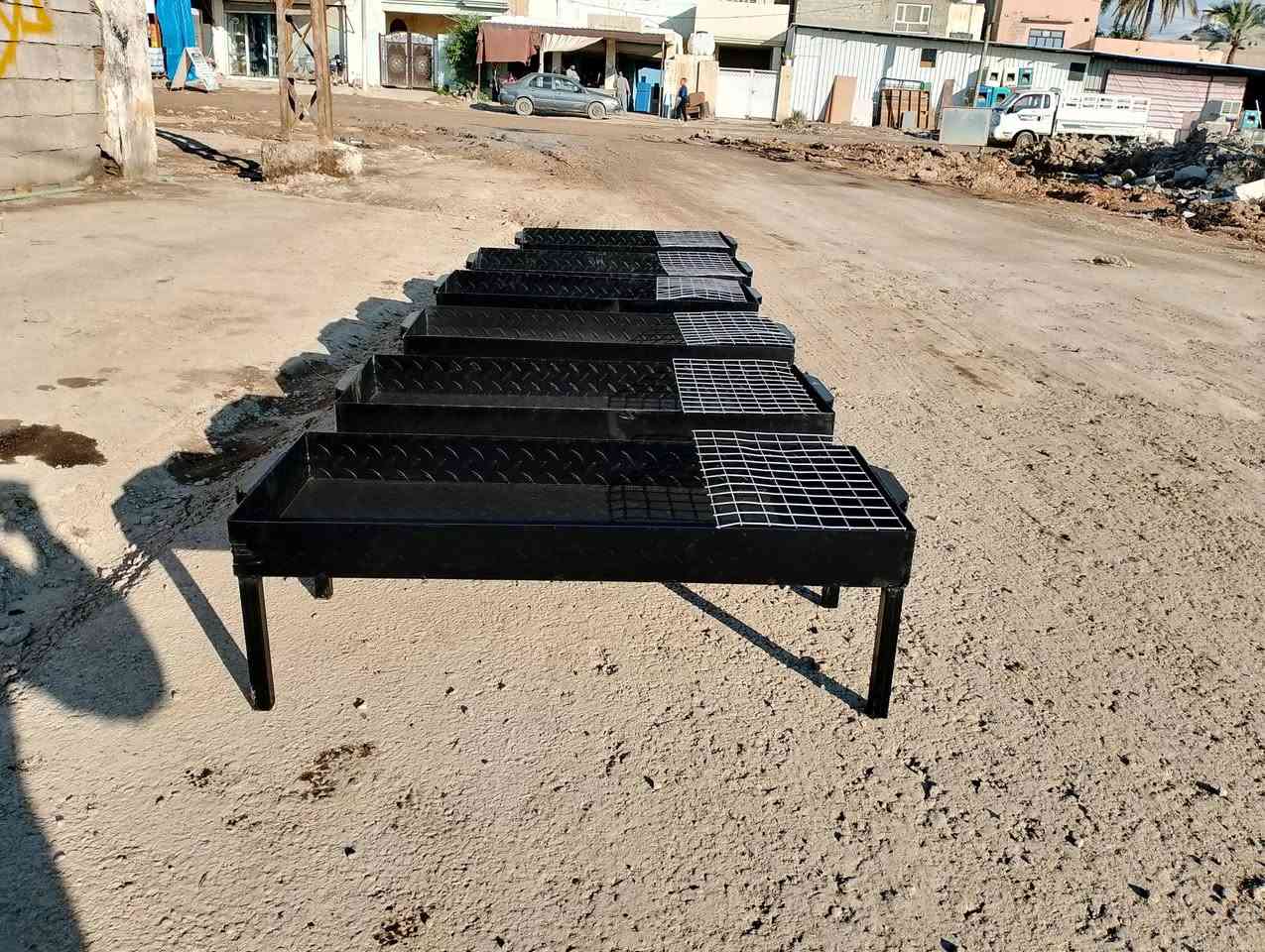 متوفر كمية مناقل حديد ثقيل ٢ ملم جكر بليت  

طول 84عرض34  متوفر توصيل مجاني كل العراق 
  سعر 35 الف  

‏‪‏‪0787 467 3554
