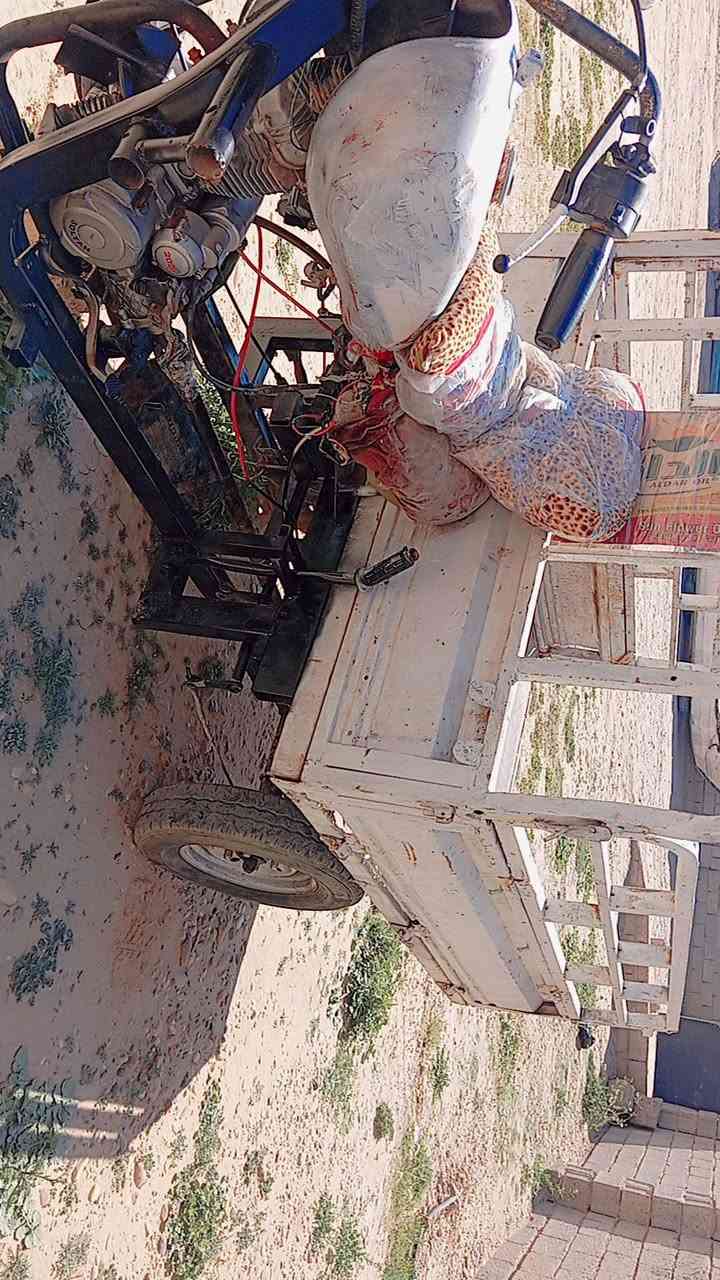 سلام عليكم ستوتة لبيع شقاله كلشي ما بيهه سلف شقال تايرات جديد ؤره ؤكدام مكان ديالى  رقم صاحبهه***********
