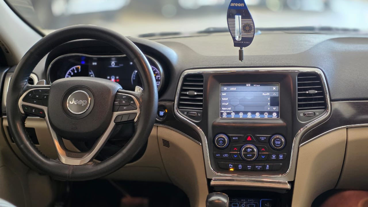 جيب جراند شيروكي 🛻
مديل 2018 خليجي 🚖
كفاله عامه👀
ماشيه 🛞98/000كم
تفاصيل 👀***********
معارض النهضه (معرض الرواد)
