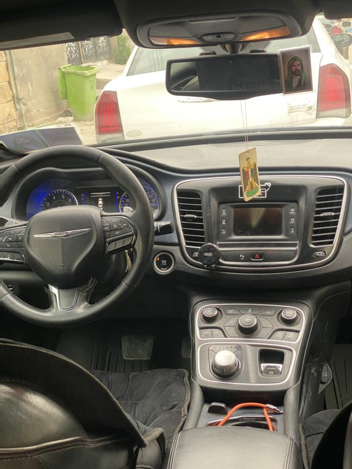 السلام عليكم سي 200 البيع السياره جاهزه من كلشي بيه صبغ جماليه عامه بيه بنيد مبدل فقط السياره حلوه وجاهزه رقمه بصره تحويل ثاني يوم سعره 80 رقم الهاتف***********
