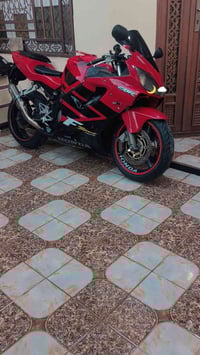 افوراي 600   دراجه بدون رقم كفاله عامه سعر 30 ورقه وبيها مجال   078331...