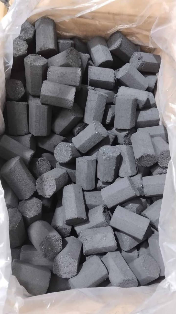سعر جمله ابيع شلع او نص الكميه 310كارتون الموجود  والكوفيات الهم خصم اذا يسحب 
فحم ايراني سداسي لاريحه ولاغاز العنوان النجف الاستفسار اتصل 
***********
