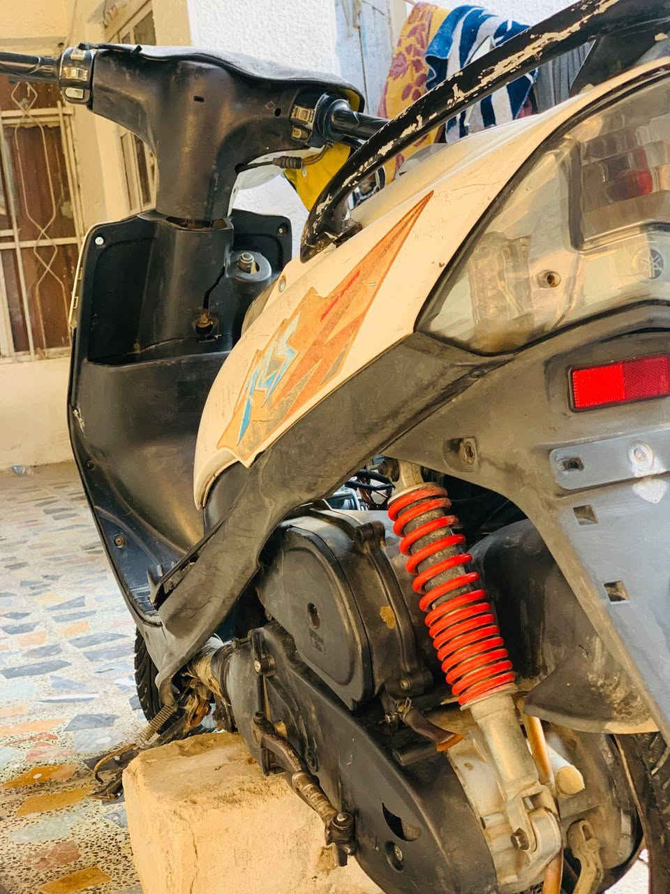 سلام عليكم ماكس عدله بلاديه حلوه ونضيفه بيها شغلات بصيطه حاظنه مال كور ومال باتري وراجز بيها لرقم ***********
