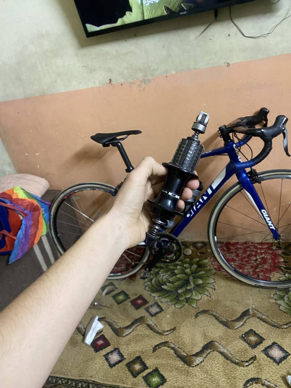 سلام عليكم غراض مستعمله للبيع الاسعار جوه الصوره اكو توصيل للتواصل ***********مكاني بغداد
