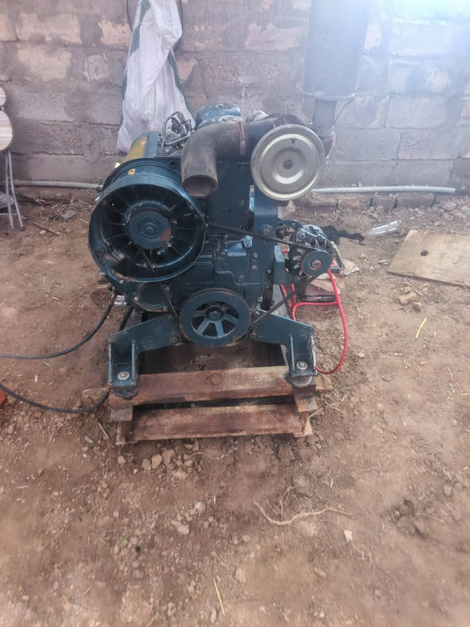 السلام عليكم مولد للبيع دويز ٢بستم جديد استخدام شهر فقط ما مفتوح برغي  ١٥كيفي العنوان واسط الصويرة *********** هذا رقمي بي واتساب اتصل وتدلل
