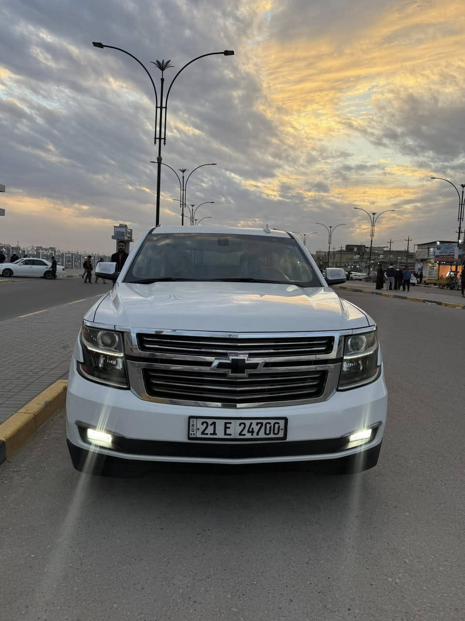 سلام عليكم تاهو مديل 2017سياره جاهزه مكفوله ماعده جاملق مصبوغ العنون البصره القبله الرقم ***********
