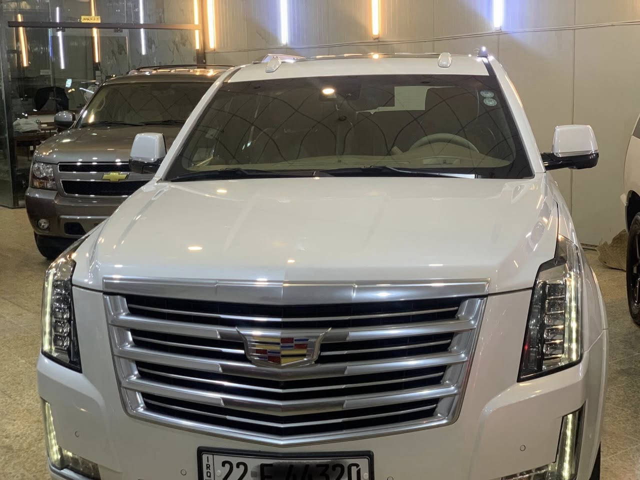 كديلاك سكاليد ٢٠١٨ خليجية شركة المنصور
بلاتينوم السياره 
مكفوله كفاله عامه من الضربه والصبغ والتبديل كفاله عامه حتى الدعاميات
سياره فول مواصفات ١/١ كشنات ڤي اي بي
ومساج وتدفئه وتبريد
تلفزيونات رادار امامي وجانبي نقط عمياء
دوس شفط وبعد هواي مواصفات رقم اربيل هزه جديده سنويه مجدده
السياره جديده بمعنى الكلمه ماشيه ١٠٠ الف كيلو متر حقيقي السعر ٤٢٥ مكان السياره اربيل 
للاستفسار ***********
