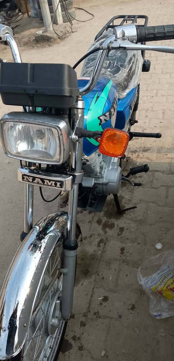 سلام عليكم نامه موديل 21كلك دراجه شوفت عينك مامتواجد عل فيس هاذه رقمي***********
